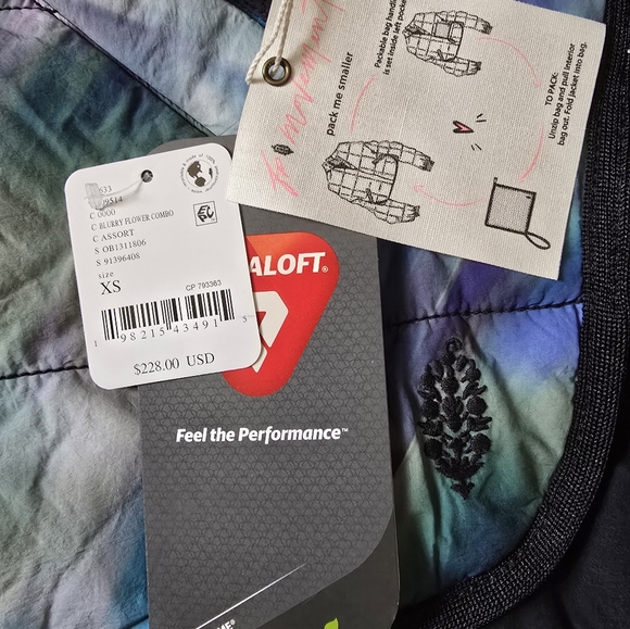 NWT FP Movement Women's Pippa Printed Packable Jacket Blurry Flower size XS - Picture 9 of 10